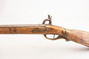 Flintlåsgevär, kort, svenskt, 1700-/ 1800-tal.