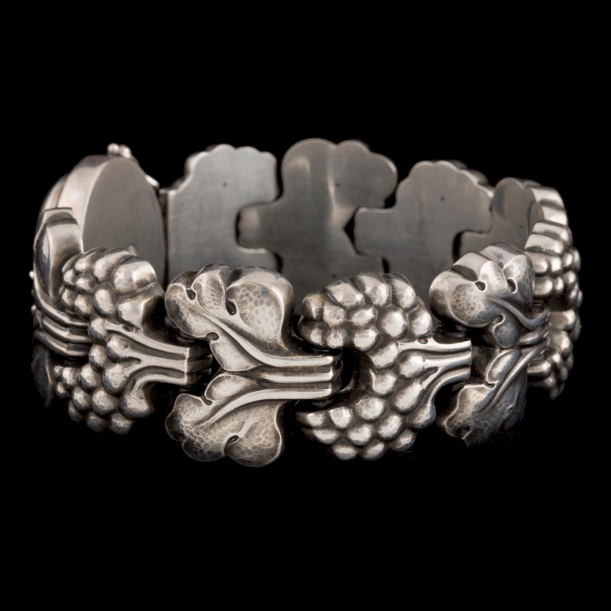 GEORG JENSEN, armband, sterlingsilver, designerad 1920-tal, med stämpel för efter 1945.