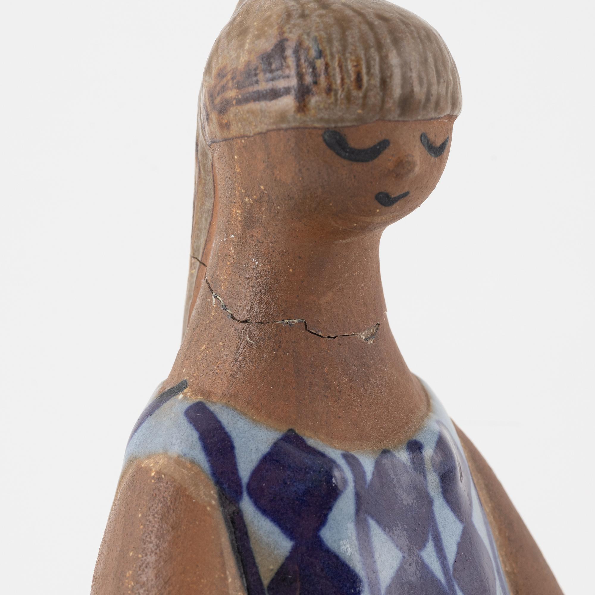 Lisa Larson, figurin, "Amalia", ur serien "ABC-flickorna", Gustavsberg.