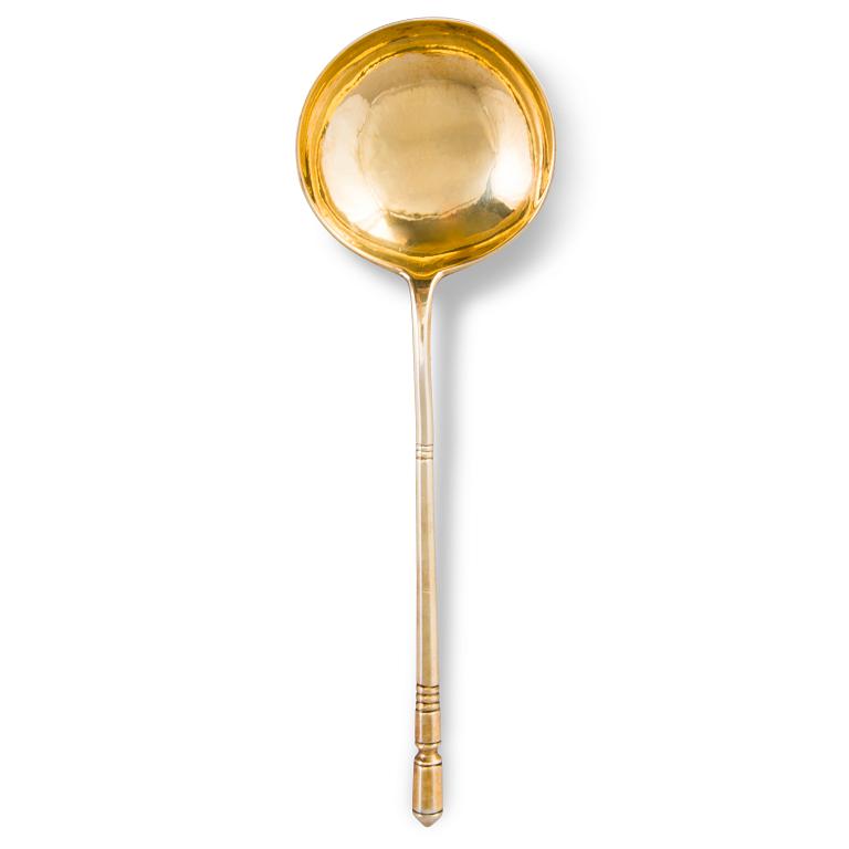 SYLTSKED, förgyllt silver, Alexander B. Lyubavin, Sankt Petersburg, 1910-tal, Ryssland.