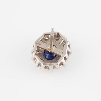 Earrings, one pair, Strömdahl, carmosé, 18K white gold with sapphires and brilliant-cut diamonds.