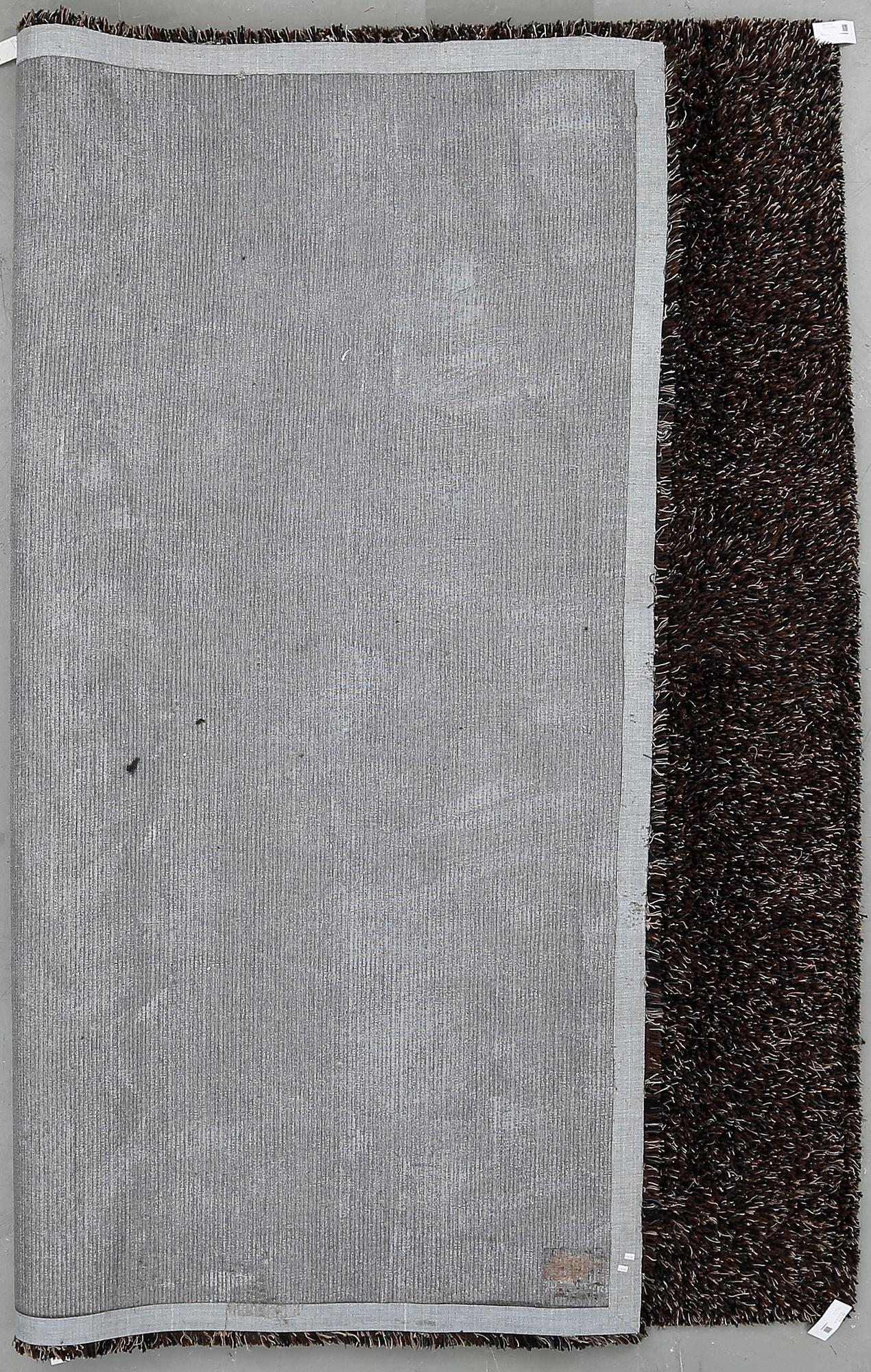 MATTA, rya, Kasthall, 2000-tal. Ca 310x260 cm.