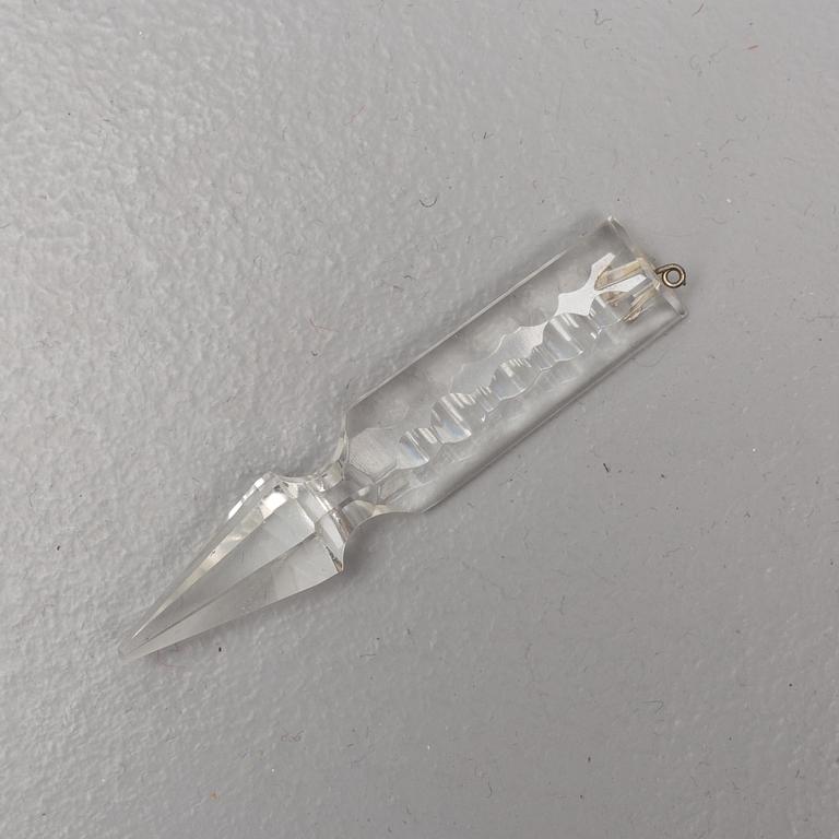 A late 20th century chandelier.