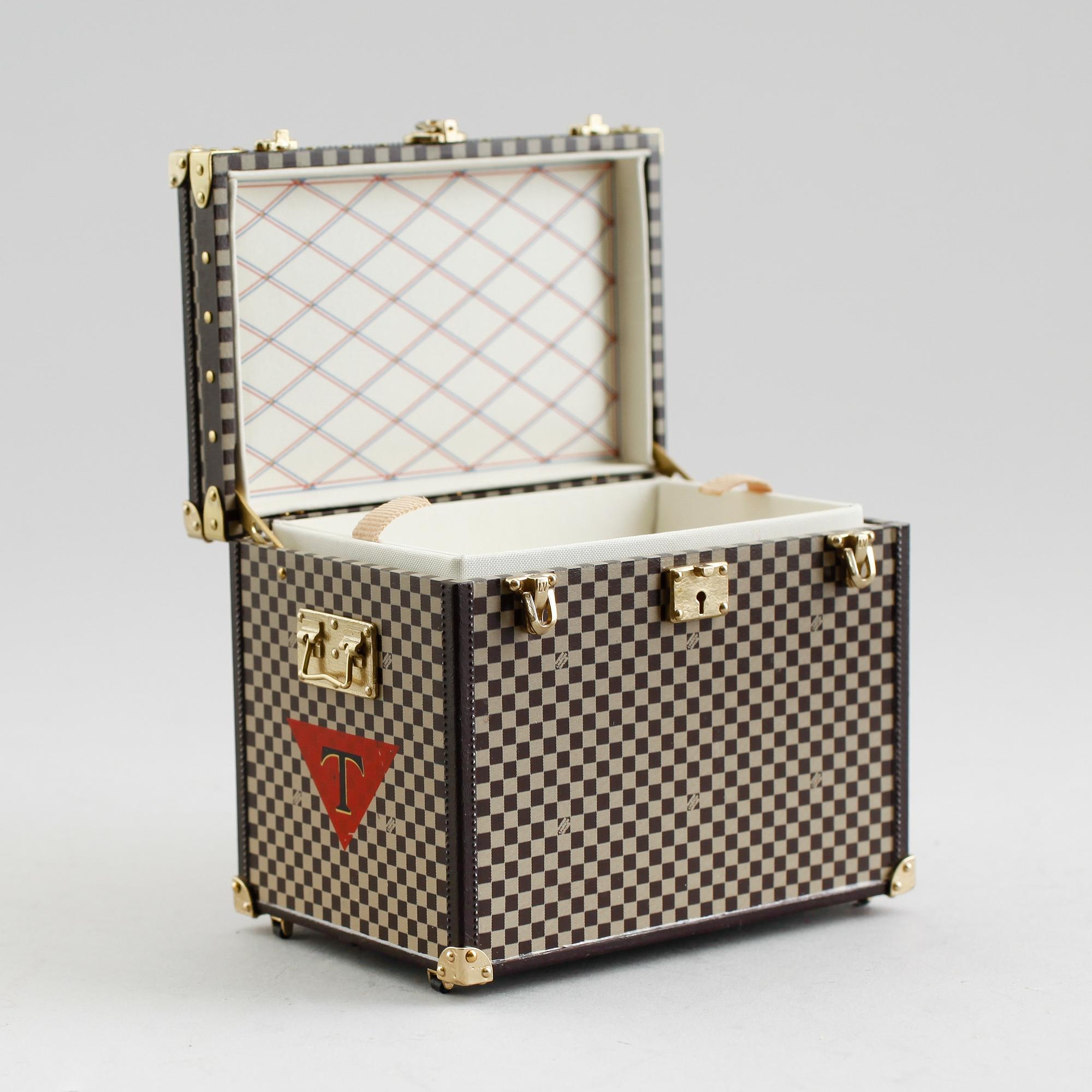 SKRIN, Louis Vuitton, 2012.