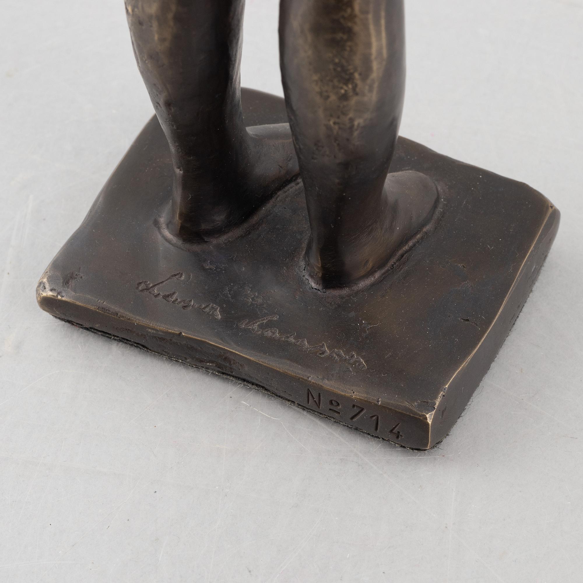 Lisa Larson, skulptur, brons, "Tonåring", för Galleri Scandia, ed 714/999.