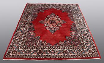 A RUG, Old Sarouk, ca 235 x 169 cm.