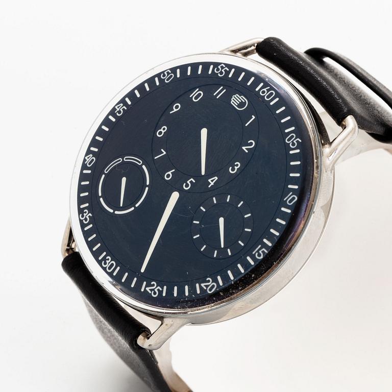 Ressence, Type 1, wristwatch, 42 mm.