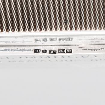 A silver cigar box, Finnish controlmark by Oskar Lindroos, Helsinki 1942.