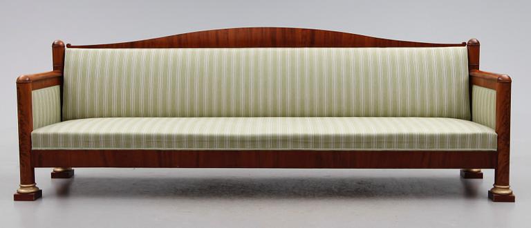 SOFFA, Karl Johan stil, 1900-talets första hälft.