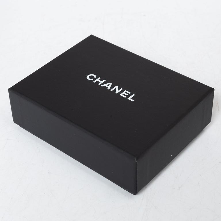 Chanel, collier, 2019.