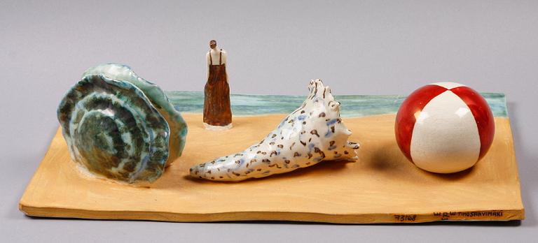 RELIEF, lergods, Timo Sarvimäki, Rörstrand, sign o numr 73168.