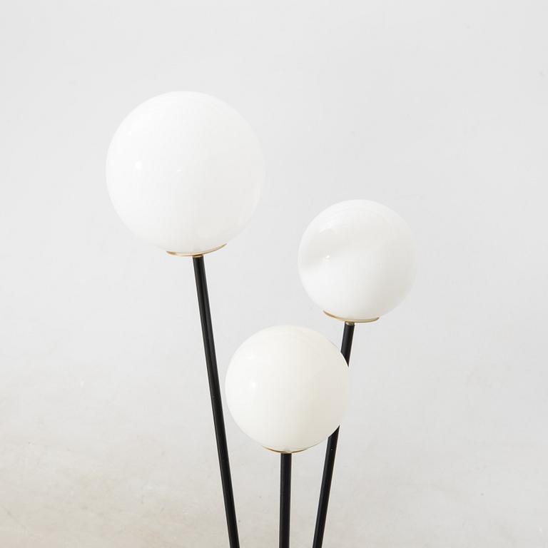 Golvlampa 1900-talets mitt.