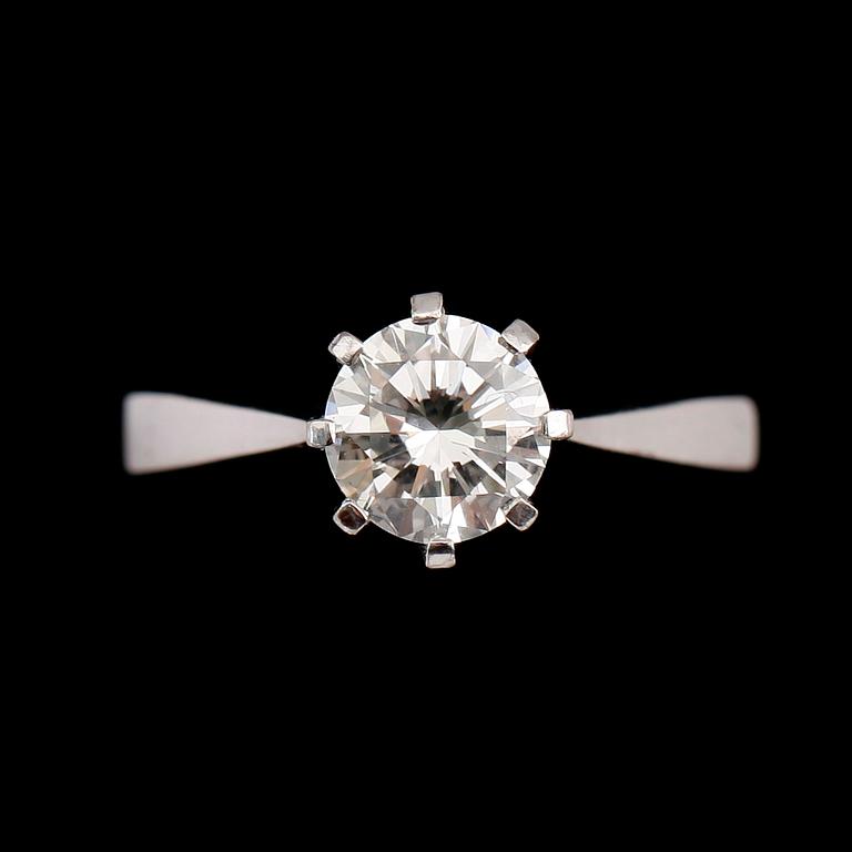 RING, 18 k vitguld, solitär briljantslipad diamant 1.19 ct, svenska stämplar 1991.