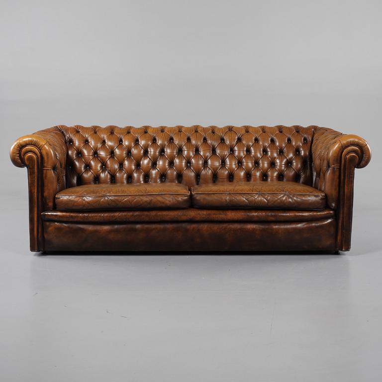 SOFFA, Chesterfield, 1900-talets andra hälft.