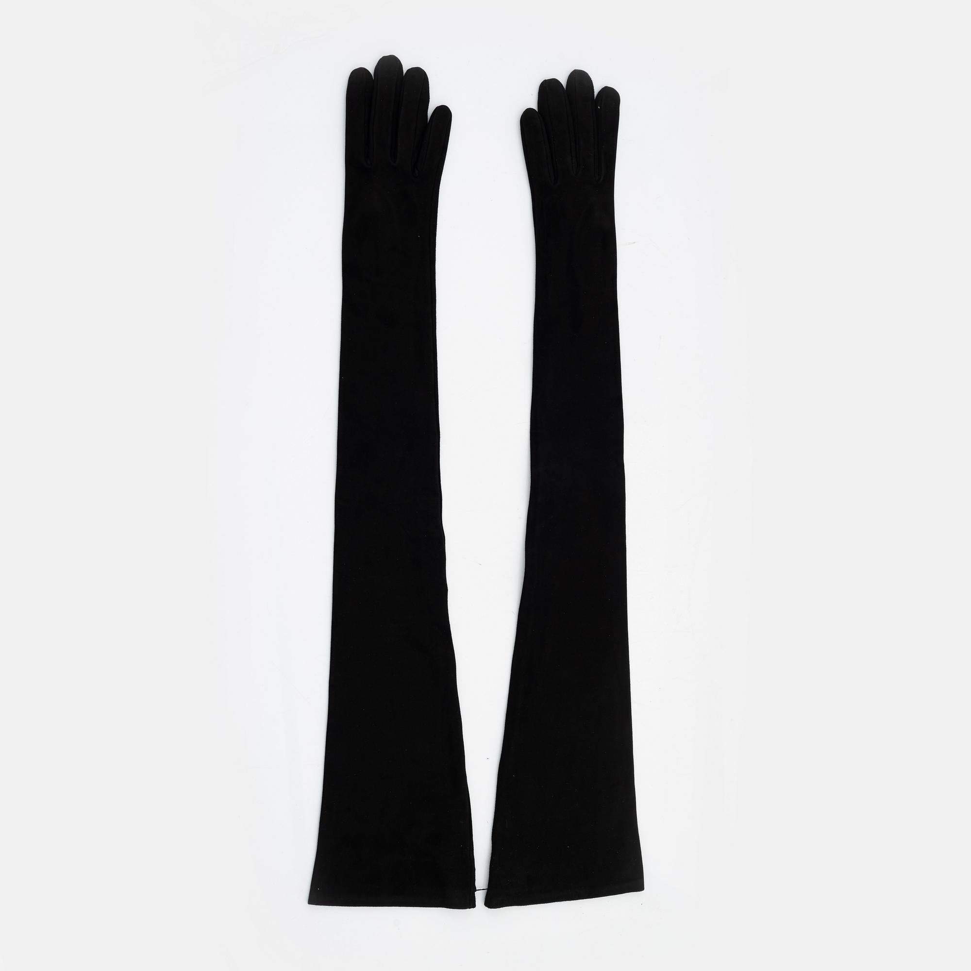 Yves Saint Laurent, a pair of long suede gloves, size 6.