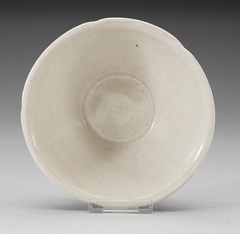 A white glazed ding yao bowl, Song dynasty (960-1279).