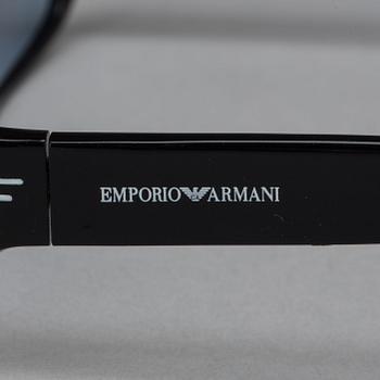 SOLGLASÖGON, Emporio Armani.