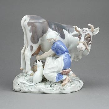 FIGURIN, porslin, Axel Locher, Bing & Grøndahl.