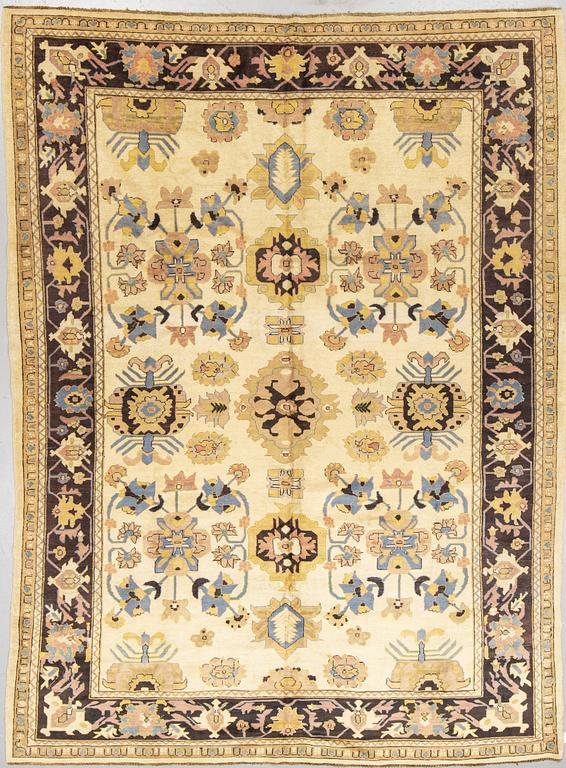Matto, semi-antique/Old Indisk, ca 368 x 265 cm.