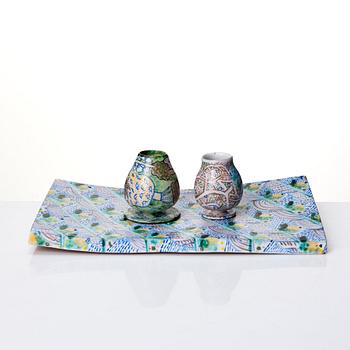 Oiva Toikka, & Kennet Williamson, a glazed ceramic tray with two cups, 1998.