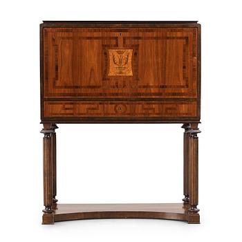 272. NILS ÖFVERMAN, a Swedish Grace cabinet executed by cabinet maker L. Löfberg, Stockholm, ca 1930.