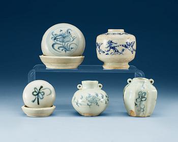 1810. A set of six blue and white boxes with covers and vases, Ming dynasty.