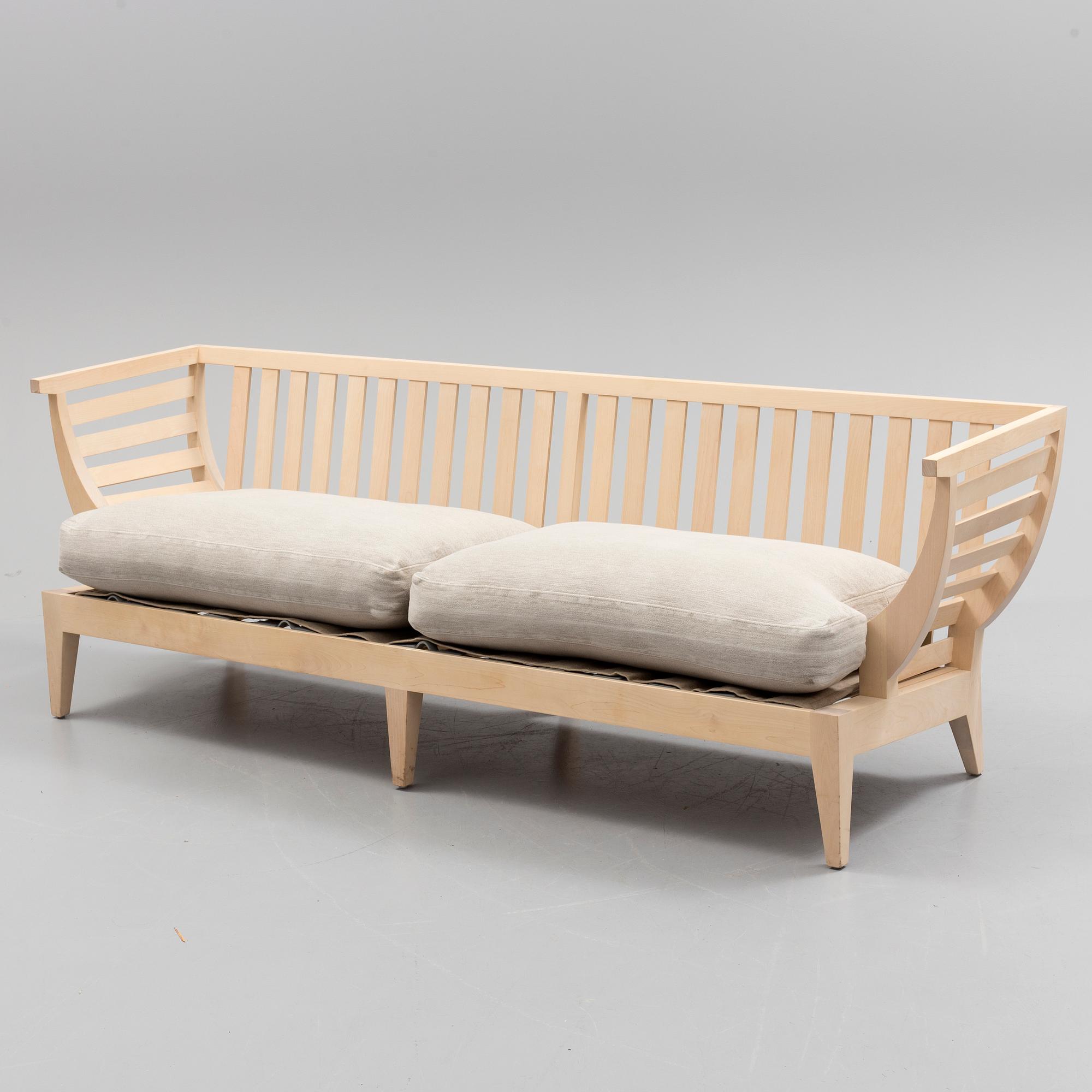 NIRVAN RICHTER, soffa, "Träsoffa", Norrgavel.