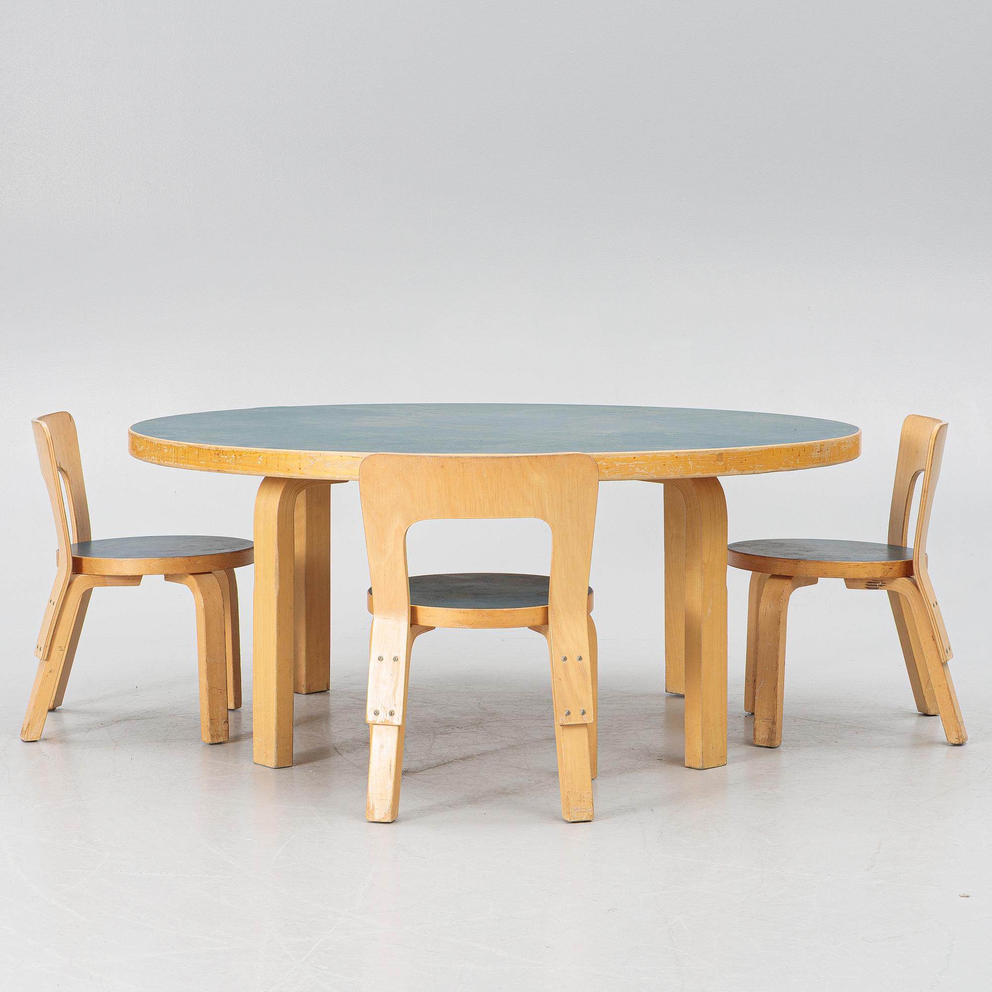 Alvar Aalto, four pieces of children's furniture, Artek.