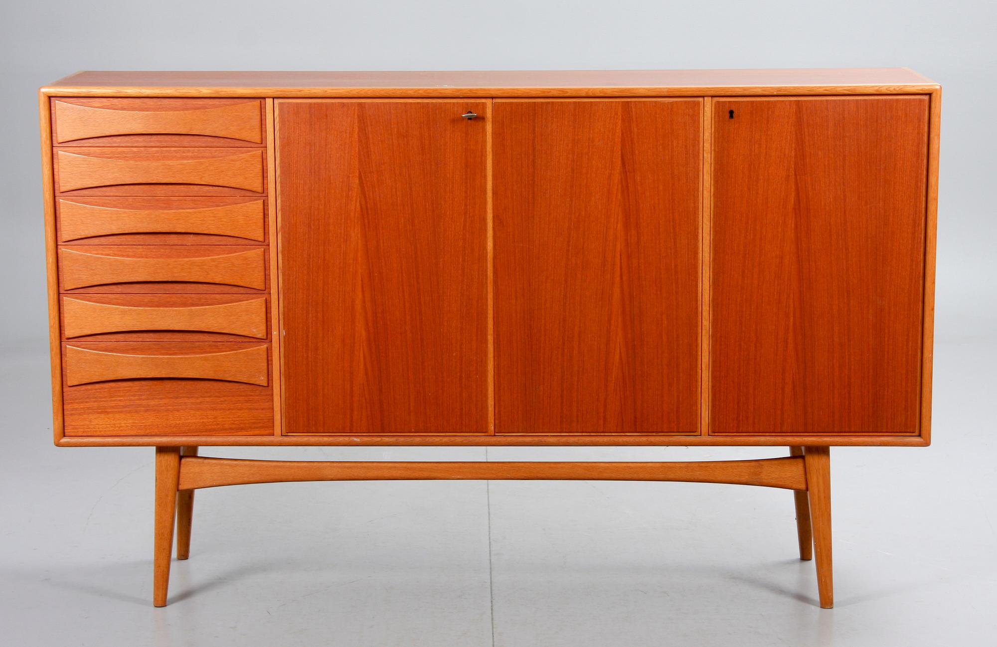 SIDEBOARD, AB Möbelfabriken Linden Horda. 1960-tal.