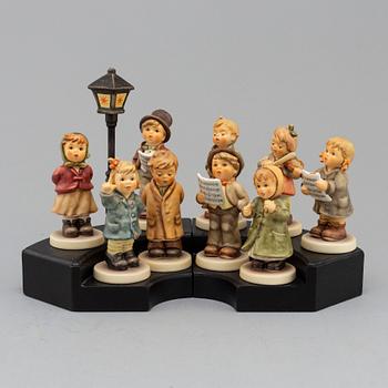 FIGURINER, 9 st, porslin, M J Hummel, Goebel, tidigt 2000-tal.