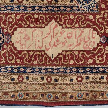 MATTO, a semi-antique Tabriz, ca 466 x 328,5 cm.