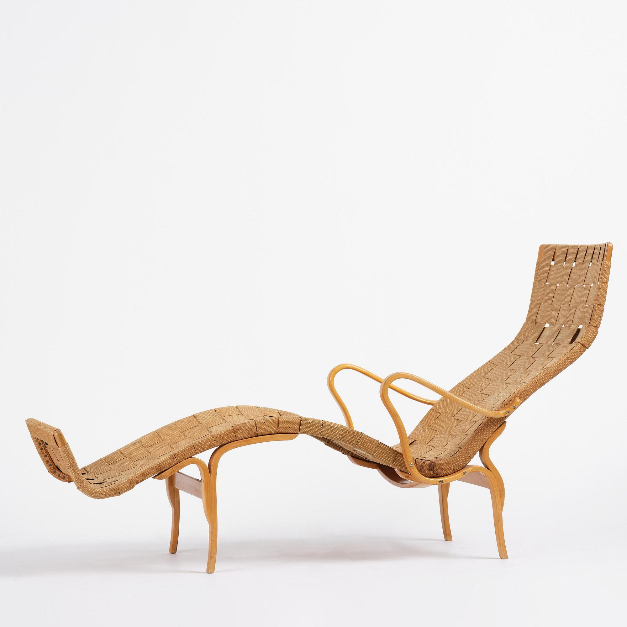 Bruno Mathsson, a "Pernilla 3" lounge chair, Firma Karl Mathsson, Värnamo, 1940s.