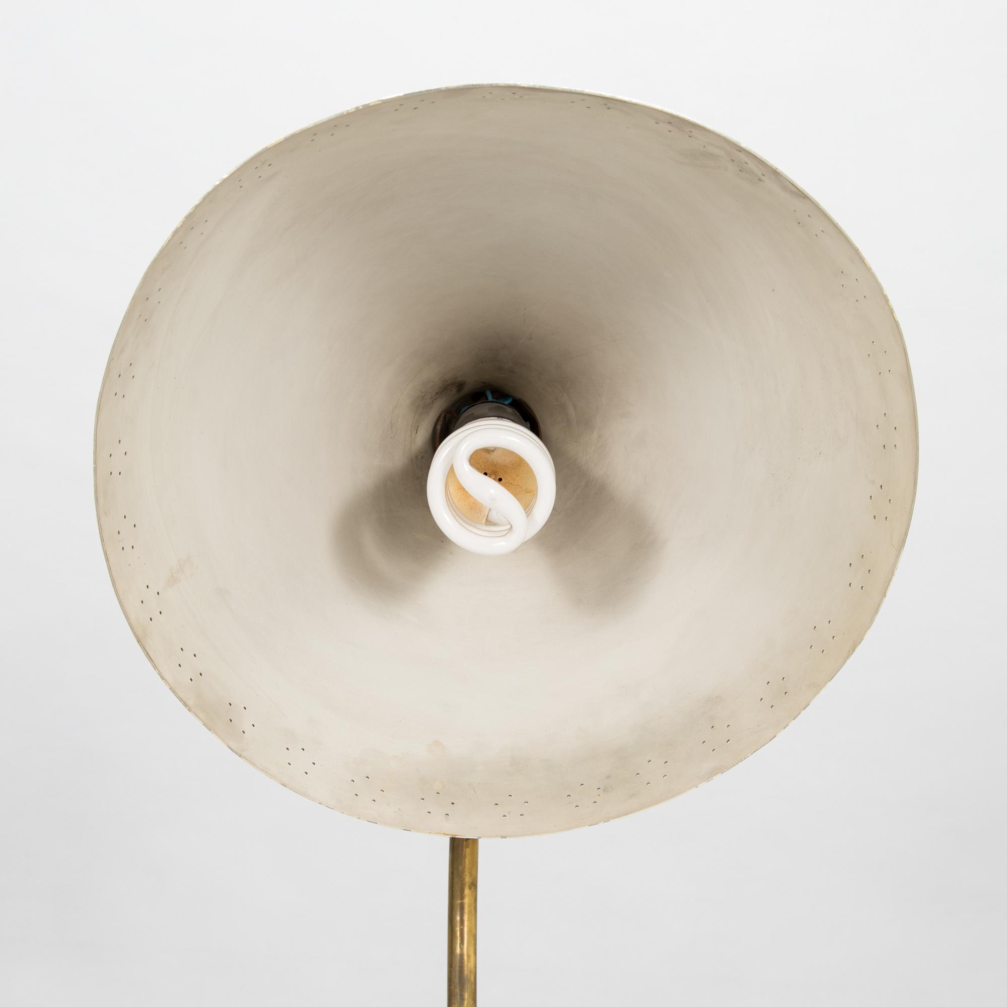 Lisa Johansson-Pape, A mid-20th century '2062' floor light, Stockmann Orno, Finland.