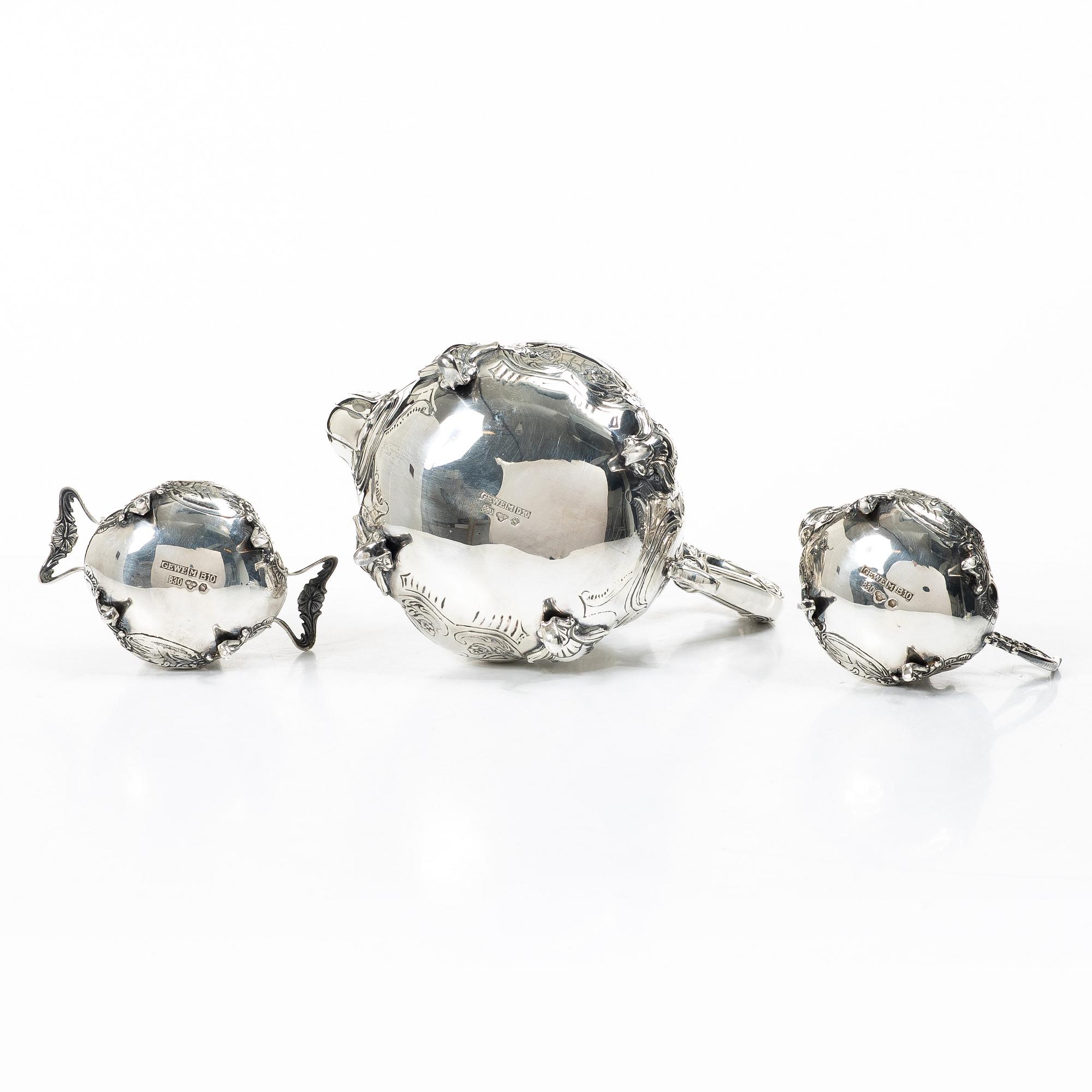 Coffee service, 3 pieces, silver, Rococo style, Gewe Silvervarufabriken Ab, Malmö 1976–78.