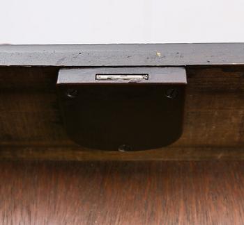 SKRIVBORD SAMT STOL, Afrika, 1900-talets andra hälft.