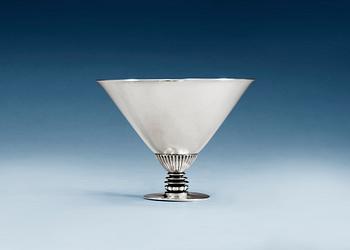 579. A Georg Jensen sterling bowl, Copenhagen 1933-44, design no 259.