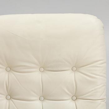 Fåtöljer, ett par, 1900-talets andra hälft.