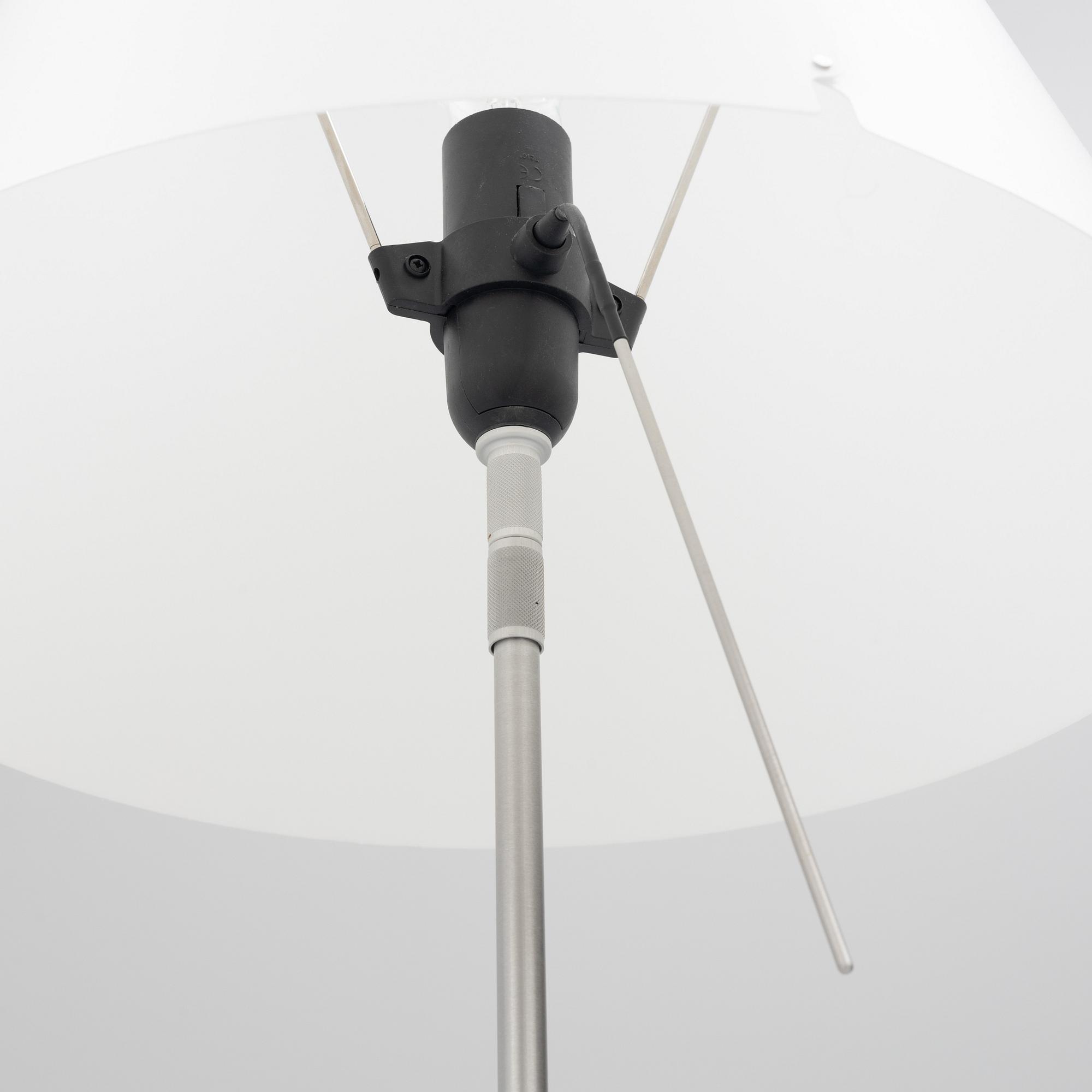 Paolo Rizzatto, golvlampa, "Costanza", Luceplan, Italien.