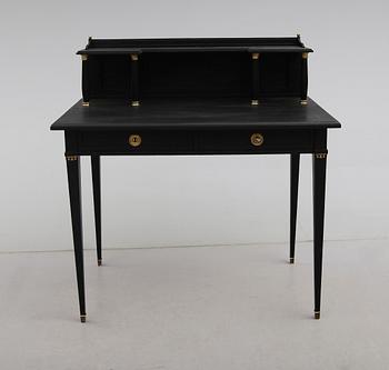 DAMARBETSBORD, 1900-talets första hälft.