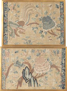 Sidenbroderier, ett par, Kina, Qingdynastin, 1800-tal.