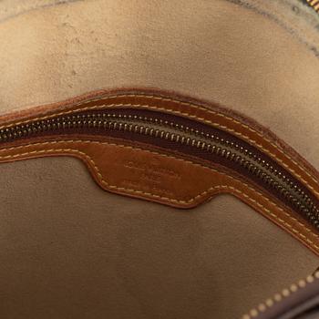 Louis Vuitton, bag, "Looping GM", 2001.