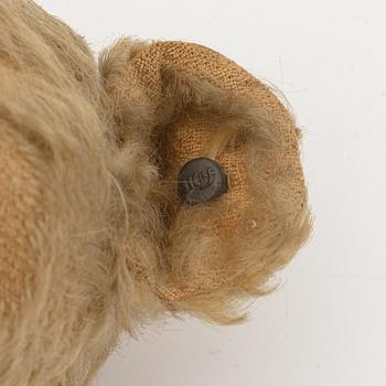 a Steiff teddy bear, Germany, first half of the 20th century.