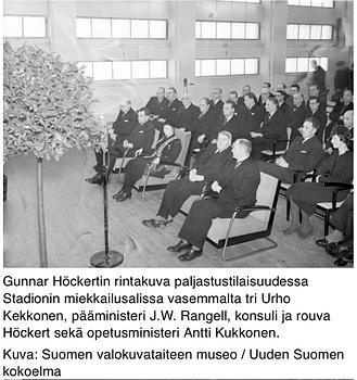 Emil Cedercreutz, Gunnar Höckertin rintakuva.