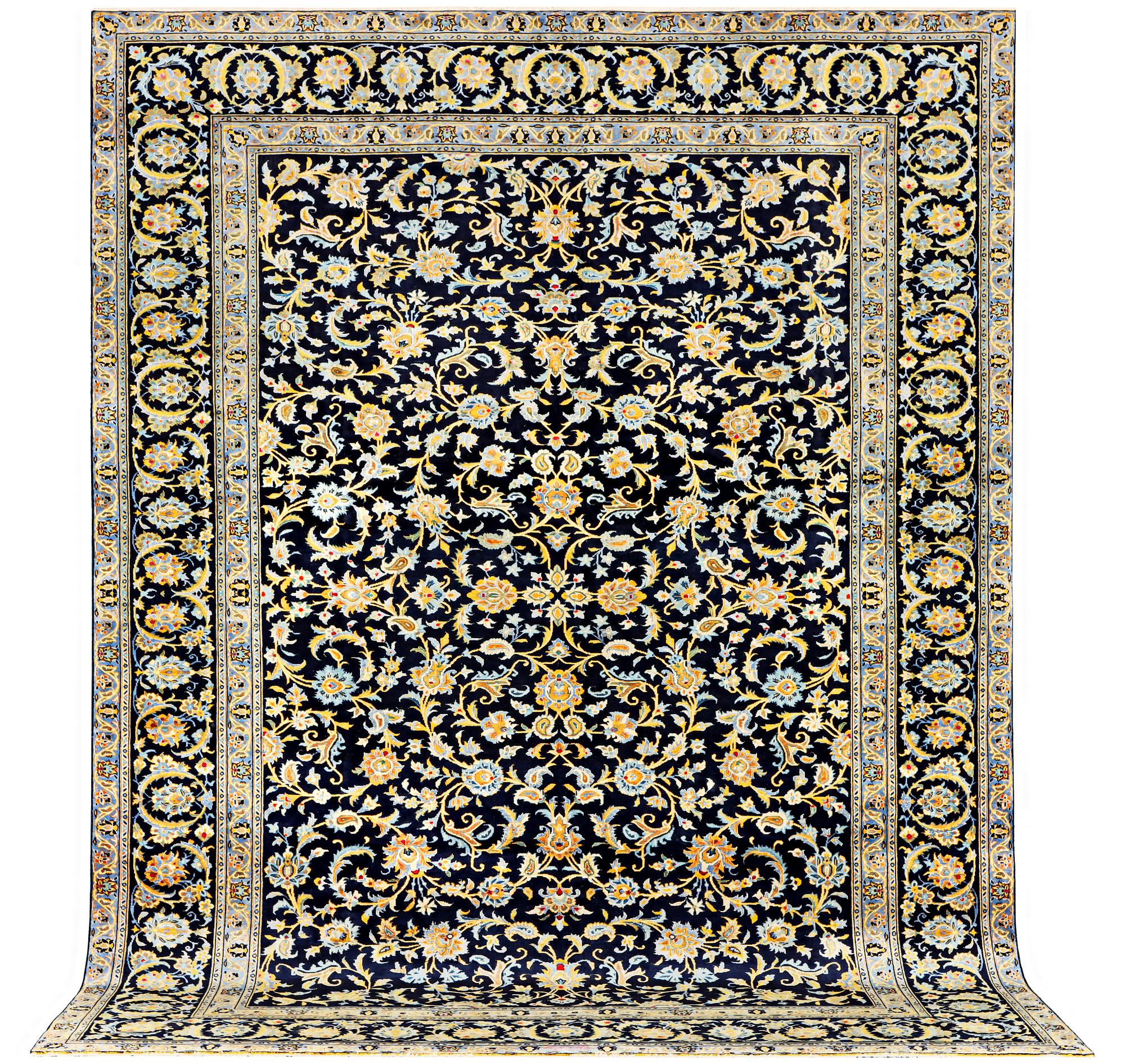 A Kashan carpet, a. 385 x 287 cm.