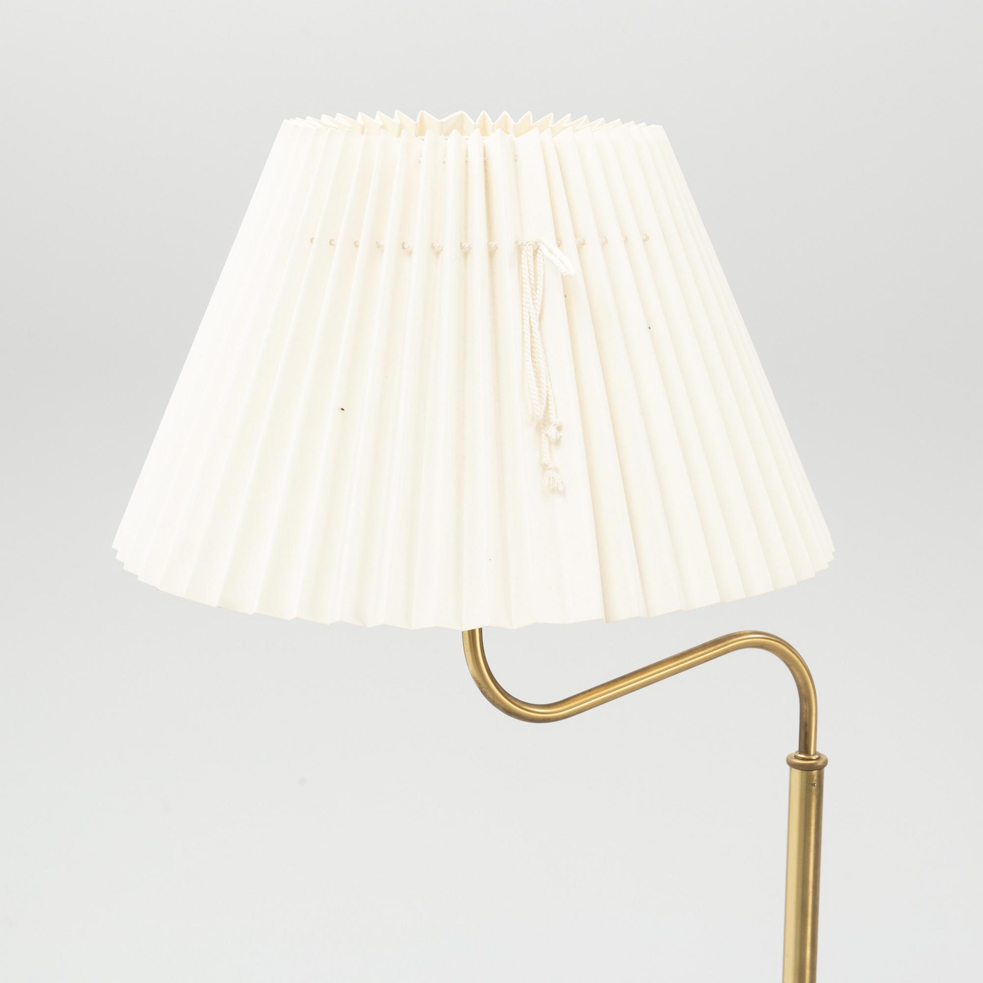 Josef Frank, a model '3568' brass floor lamp, Firma Svenskt Tenn.