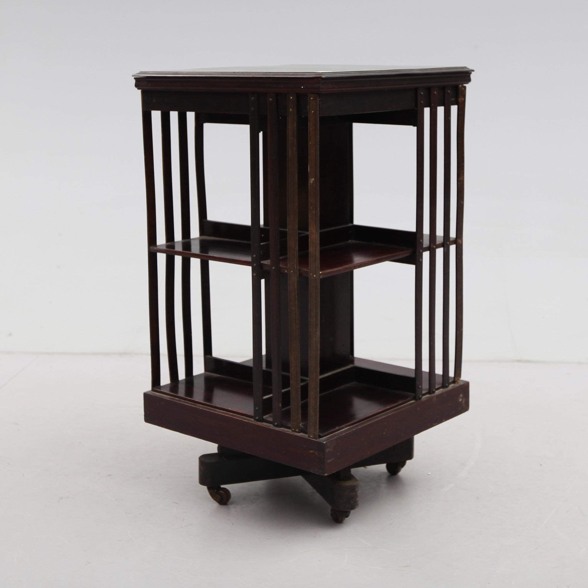 BOKSNURRA, England, 1900-talets första hälft.