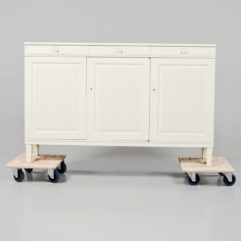 SIDEBOARD, "Herrgården", Carl Malmsten, 1900-talets andra hälft.