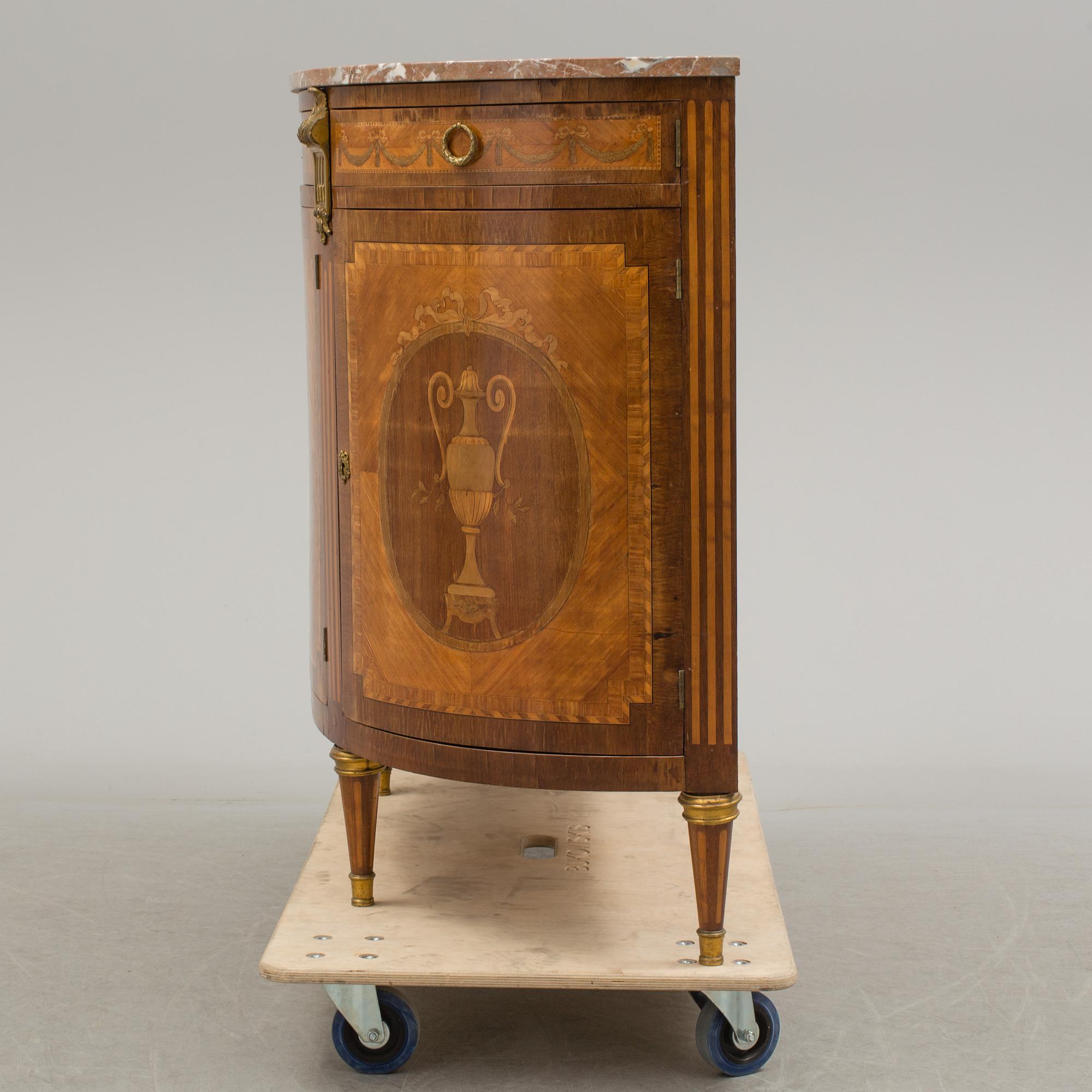 CUPBOARD, Louis XVI-style, France, late 19th century.