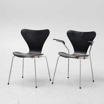 Arne Jacobsen, stolar, 7 st samt karmstolar, 3 st, "Sjuan", Fritz Hansen, Danmark.