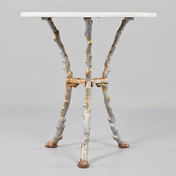 TRÄDGÅRDSBORD, 1900-tal.